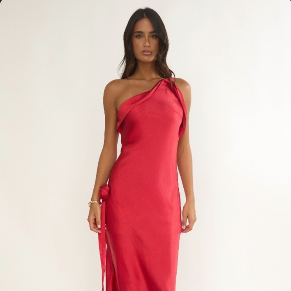 NWT Star Fall One-Shoulder Rosette Maxi Dress Red size S